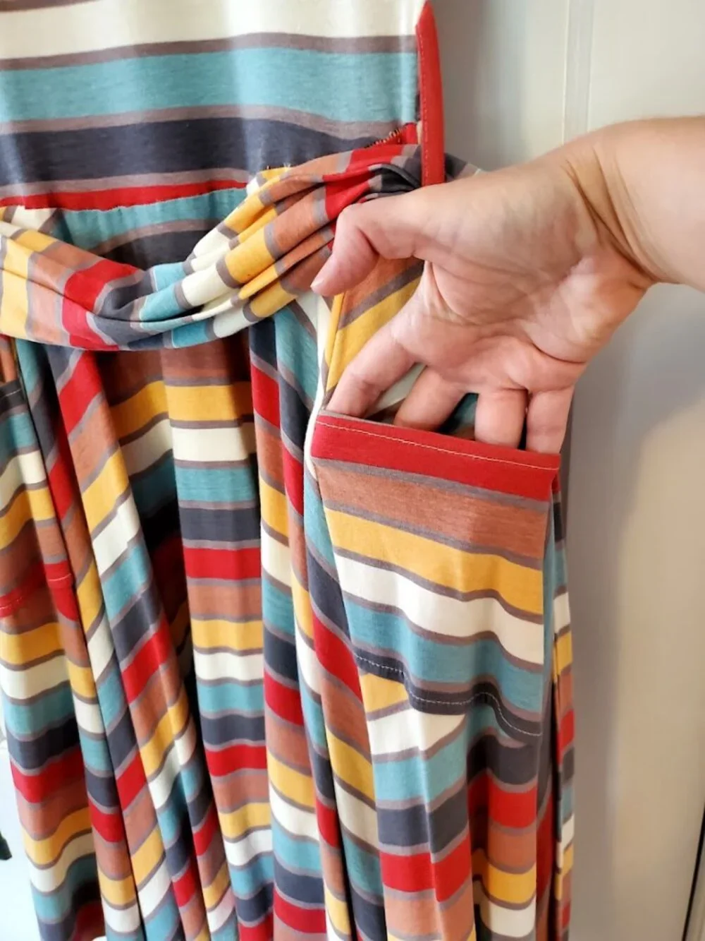 Sleevelss Striped Dress Tie Waist - Effie's Heart - Vintage Inspired - Picture 3 of 4